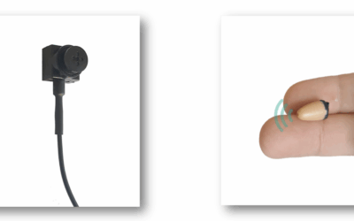 So geht Spicken mit Mini Kopfhörern